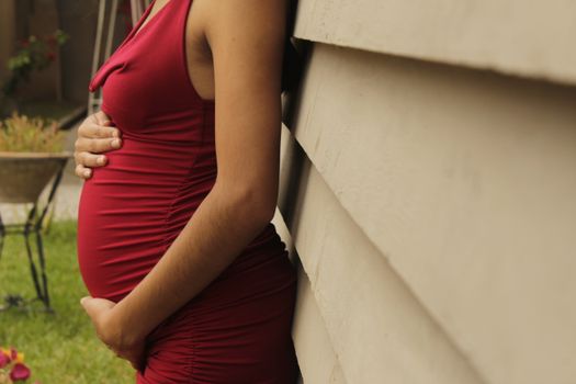 Moms & Maternity